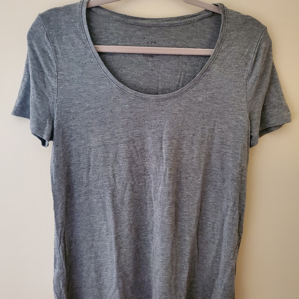 SCOOP NECK T SHIRT